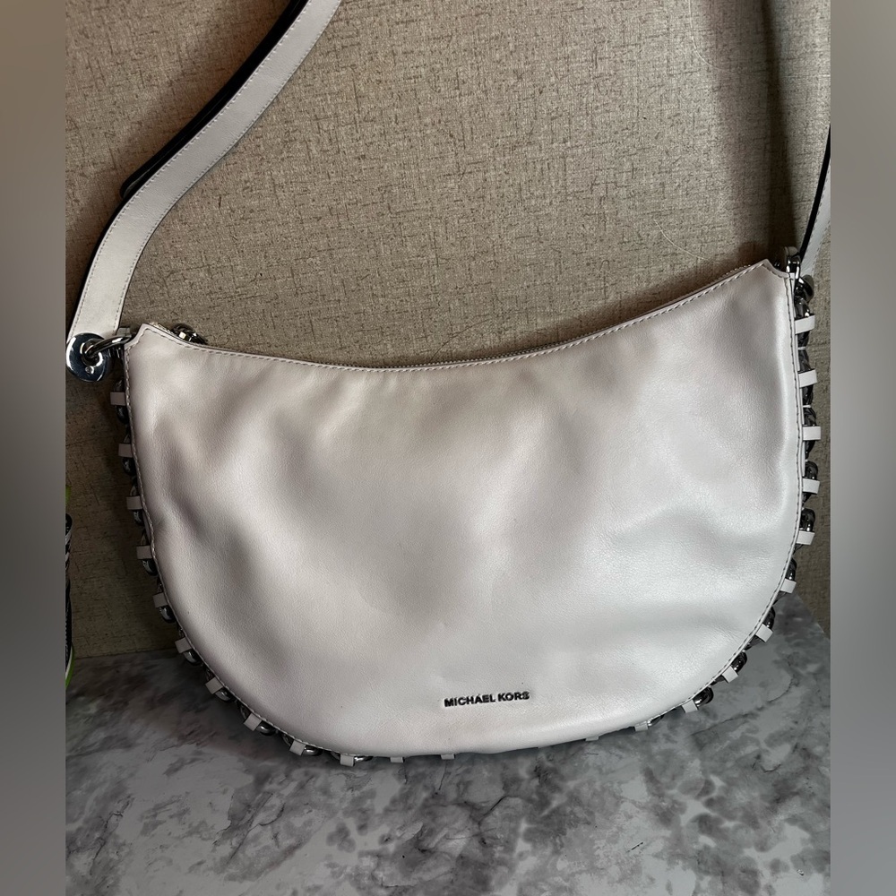 Michael Kors White Studded Shoulder Bag - Picture 4 of 16